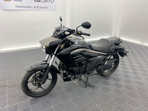 Imagen 2 de 25 de Suzuki Intruder 150