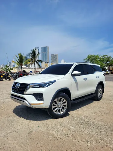 Toyota Fortuner 2.7L SRV
