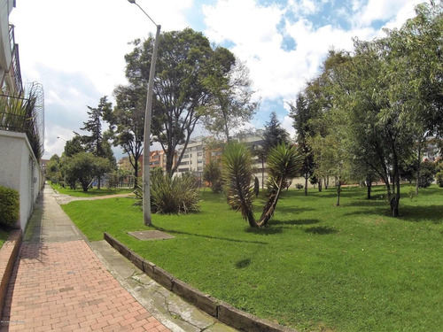 Imagen 1 de 11 de Apartamento En Arriendo San Patricio Mls 22-270