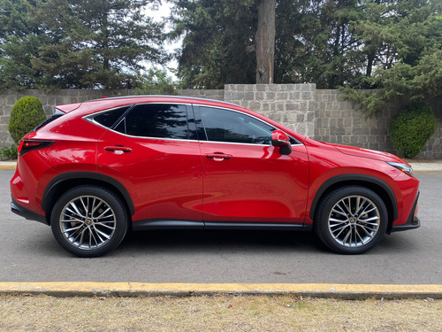 Seminueva!! Nx350 Hibrida 20km/l. Awd Rojo