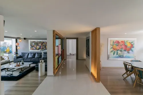Casa En Venta En Niza. Cod V1080016