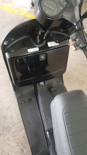 Imagem 4 de 8 de Vespa Px 200 Elestart