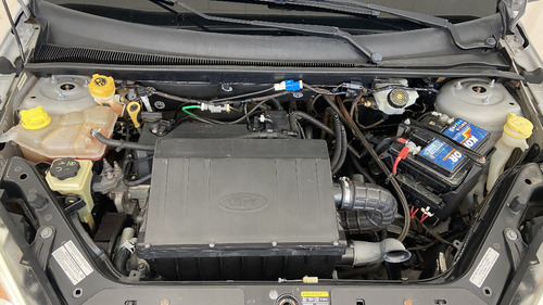Ford Fiesta 1.6 ROCAM HATCH 8V FLEX 4P MANUAL