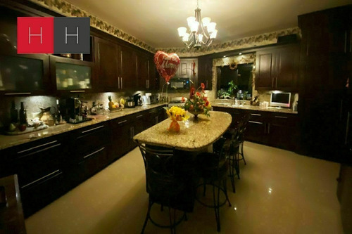 Casa En Venta Jardines Del Paseo Al Sur De Monterrey