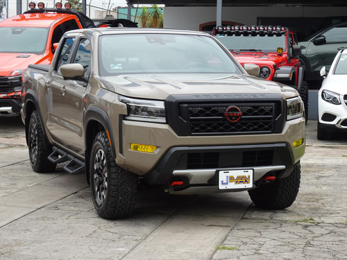 Nissan Frontier 3.8 V6 Pro-4X 4Wd Mt