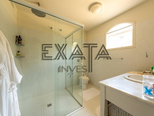 Imagem 26 de 30 de Condomínio Chácara Polaris, Em T: De 8.200,00m²,1.246,11m², Hall De Entrada, Lavabo, Living Para Vários Ambs. Lareira, Home Theater, 5 Dormitórios Sendo 3 Suítes. - Ca00924 - 70749246