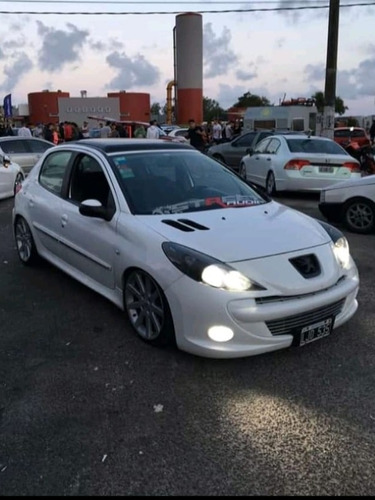 Peugeot 207 2012 1.6 Xt