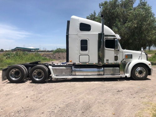 Imagen 2 de 10 de Freightliner Coronad