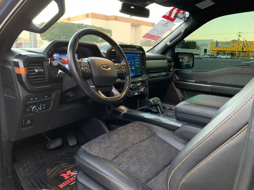 Ford Lobo TREMOR 4X4 DOBLE CABINA
