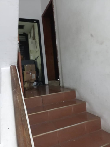 Se Vende Local 160 Metros A Pie De Calle Sabana Grande El Recreo Estacionamiento L5m