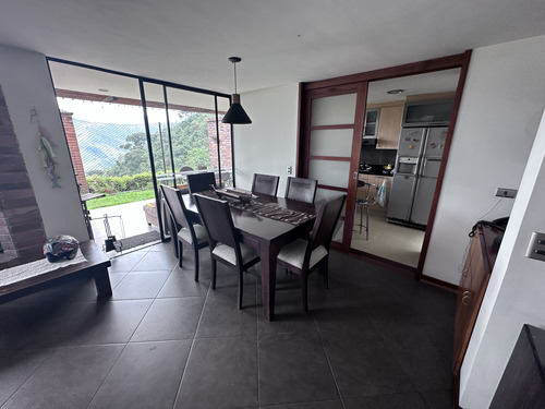 Se Vende Hermosa Casa De $1.350.000.000 En Sancancio, Manizales