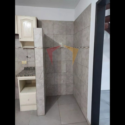 Venta Duplex Dos Dormitorios, Quincho, Parrilla, Jardin, Cochera. Pilar