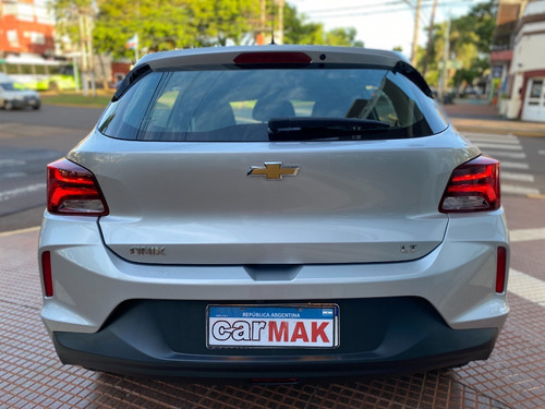 Imagen 4 de 22 de Chevrolet Onix Lt Tech Onstar 2020