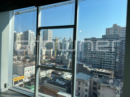 Oficina Con Climatización Y Ventanas Termopanel En Santiago
