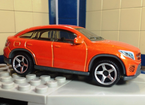 Priviet Suv Mercedes Benz Gle Coupe '15 Nar Matchbox Hw