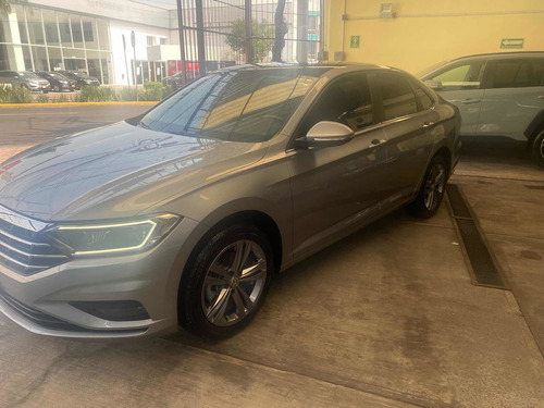 Imagen 2 de 15 de Volkswagen Jetta 2019 1.4 T Fsi Highline Tiptronic