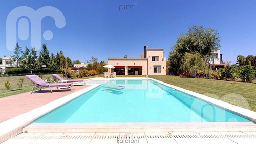 Imagen 26 de 27 de Venta Casa - Club Miralagos