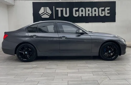 BMW Serie 3 2.0 328ia Sport Line At