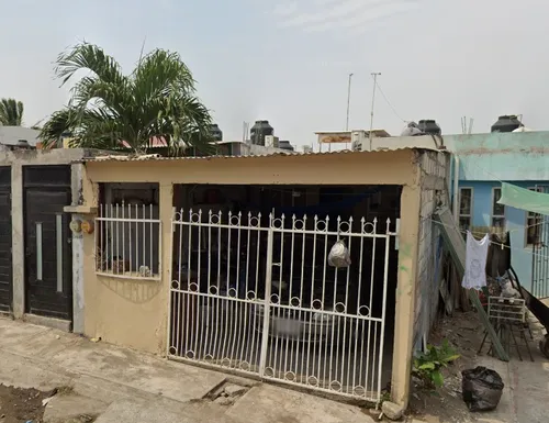 Sk17 Hermosa Casa En Venta, En Excelente Estado Ideal Para Iniciar Tu Patrimonio En Lomas Del Rio Veracruz, Pago Accesible En 2 Exhibiciones, Solo Recursos Propios. No Infonavit