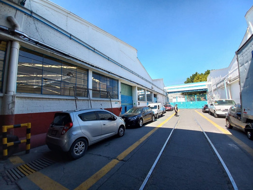 Bodega De 800m2 En Condominio, Vigilancia Las 24hrs. Disponible En Julio