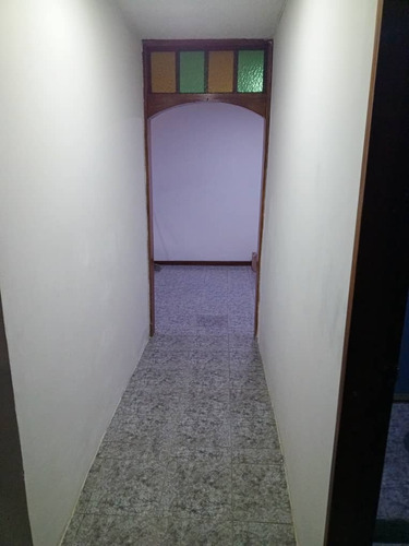 Apartamento En Alquiler, Urb. Base Aragua Maracay. Ag7856