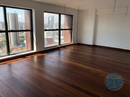 Imagem 14 de 15 de Apartamento A Venda De Alto Padrao Em Petroplis - V-10389