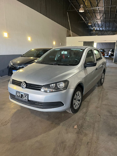 Volkswagen Voyage 1.6 Highline 101cv