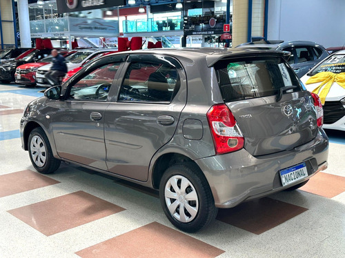 Toyota Etios 1.3 X 16V