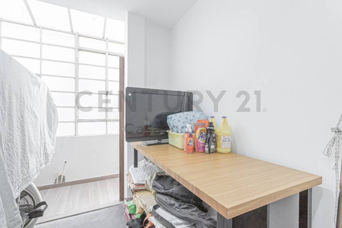 Imagen 17 de 29 de Venta Recoleta - Pza Vte Lopez - Exclusivo Piso 2 Dormitorios - Excelente Estado