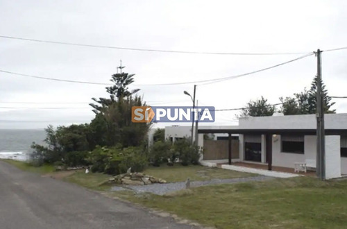 Imagen 12 de 13 de Casa En Venta A Metros De La Posta De Tres Dormitorios