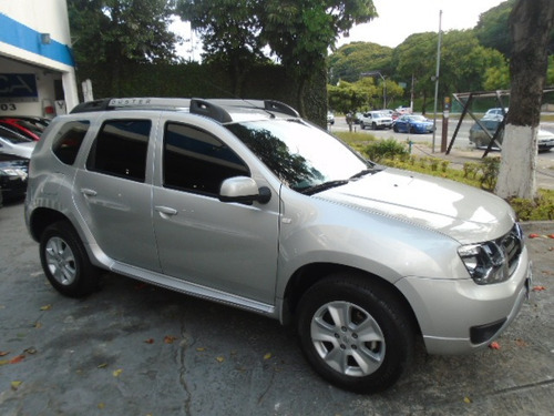 Duster 2.0 Dynamique Automático 2017 Prata Flex Completo