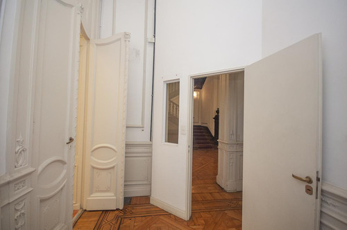Edificio Comercial En Alquiler En Recoleta