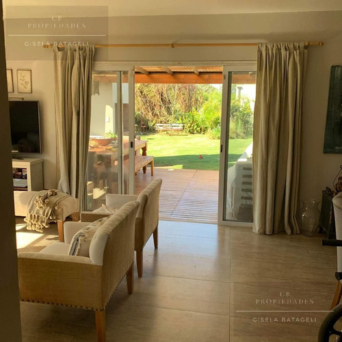 Casa, Alquiler, 3 Dormitorios, San Alfonso, Pilar Del Este.