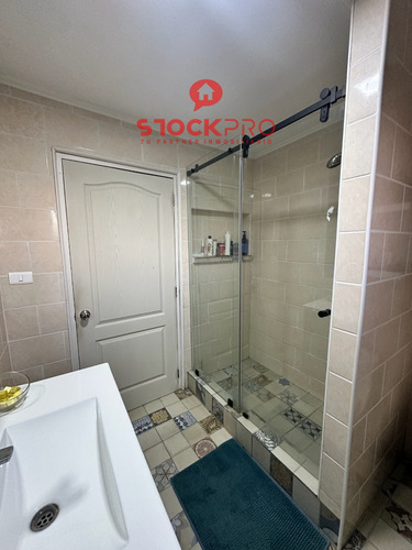 Excelente Remodelada Con Eficiencia Energética, Ubicación
