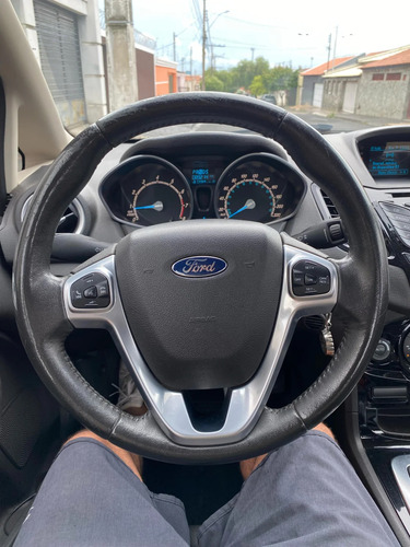 Ford Fiesta 1.6 TITANIUM HATCH 16V FLEX 4P AUTOMÁTICO