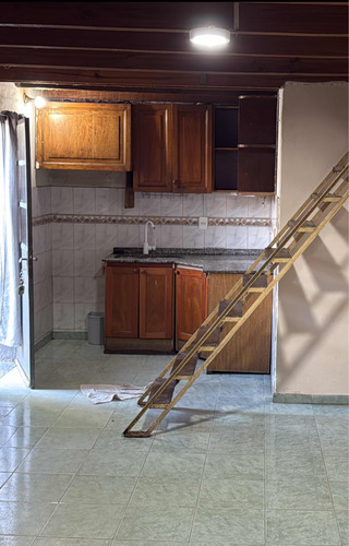 Se Alquila En Villa Colón.dúplex Con Posibilidad De 2 Dorm