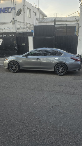 Nissan Altima 2.5 Advance Navi Cvt