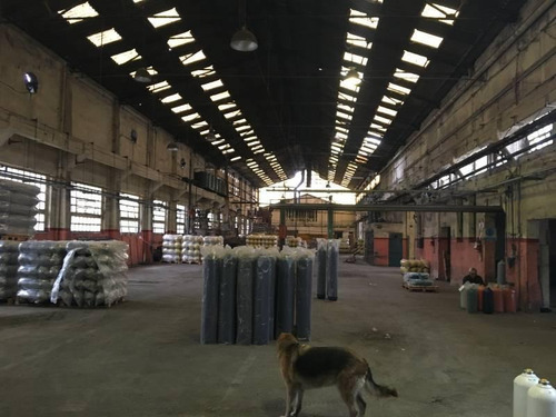 Establecimiento Industrial De 3500 M2 Cubiertos S/3860 De Terreno