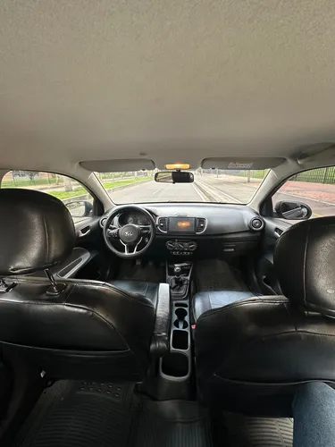 Kia Soluto 1.4L Lx 5Mt