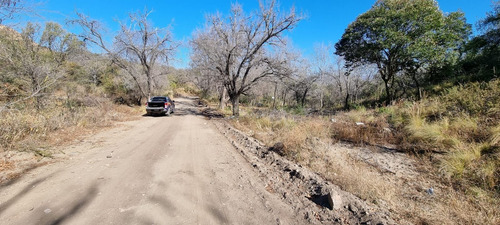 Imagen 3 de 6 de Venta De Lote Serrano De 750m2 Ubicado En Cosquín