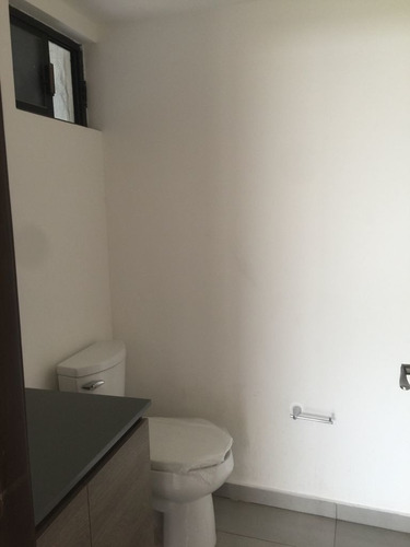 Imagen 4 de 13 de Se Vende Casa En Las Aguilas