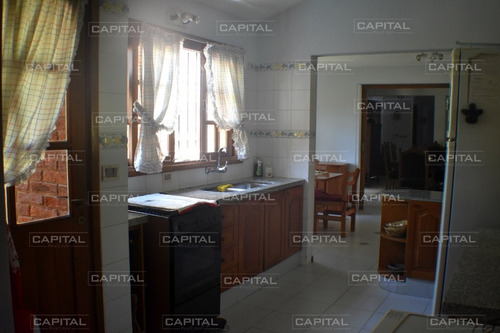 Casa En Zona Golf De Punta Del Este- Ref: 30288