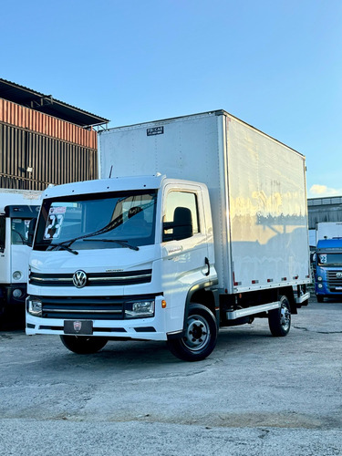 Volkswagen Express + 4x2 2023 - Baú Carga Seca