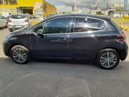 Peugeot 208 Feline 1.6 2018 Dg