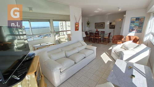 Imagen 13 de 14 de Apartamento En Punta Del Este (península) Ref. 4114