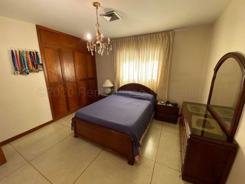 Imagen 9 de 19 de Casa Colinas De Bello Monte Mls #21-21898