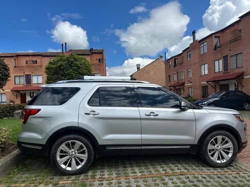 Ford Explorer 2.3 Limited 4x4
