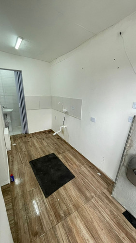 Casa Para Alugar | 1 Quarto Itaquera/guaianazes | Ótima Localização!