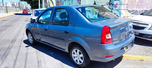 Imagen 8 de 12 de Renault Logan 2013 1.6 Pack Ii 90cv