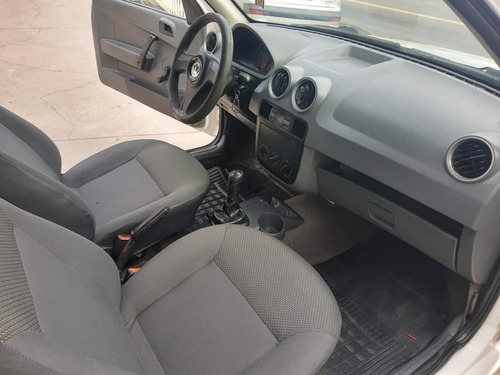 Imagem 11 de 15 de Volkswagen Gol 2012 1.0 Total Flex 3p